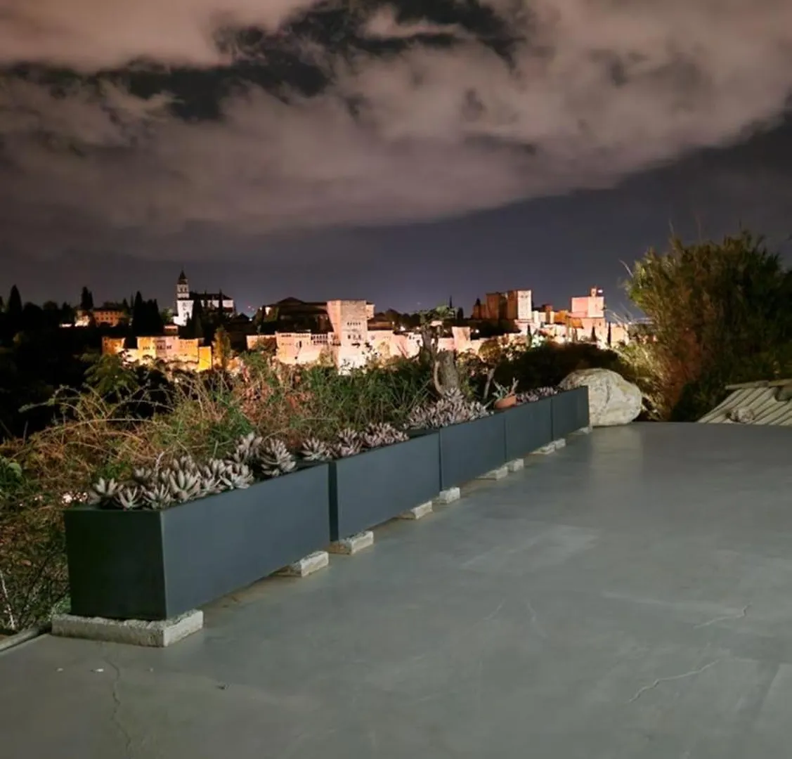 Holiday home Luxury Cave 100M Super Terraza Vistas Alhambra Wifi Villa Granada Spain